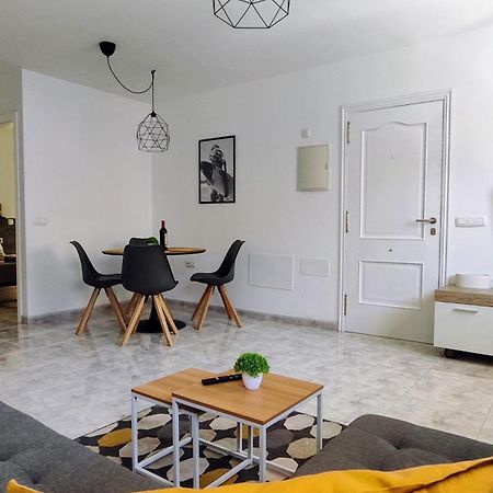 פוארטו דל רוסריו Fabelo Apartment, Puerto Del Rosario מראה חיצוני תמונה