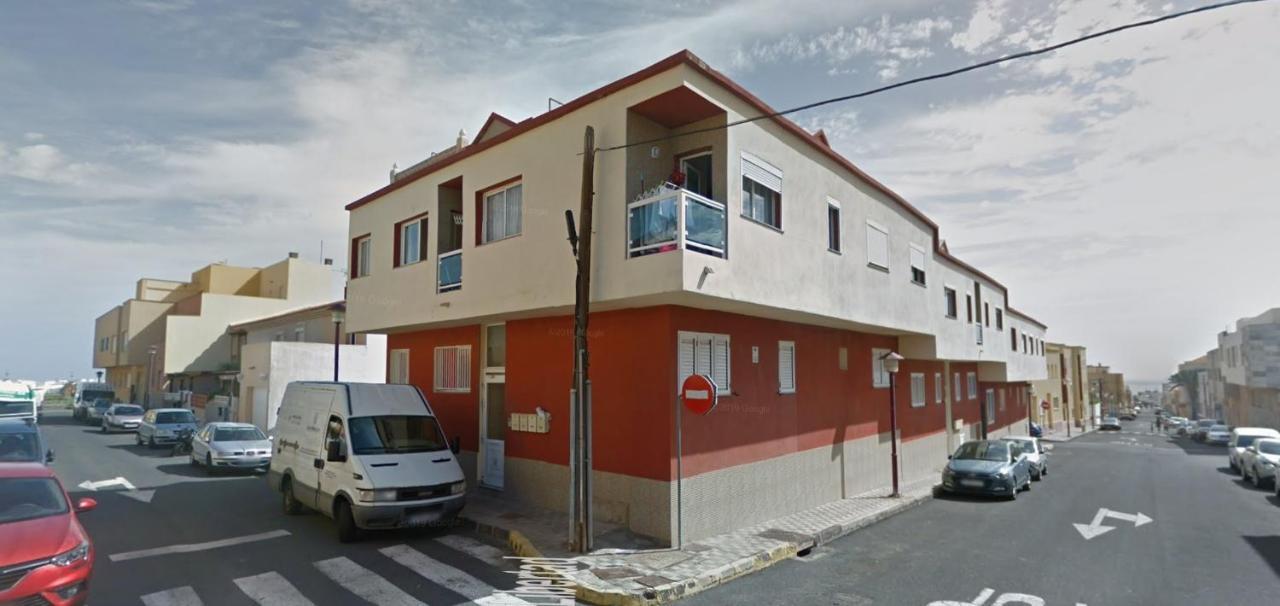 פוארטו דל רוסריו Fabelo Apartment, Puerto Del Rosario מראה חיצוני תמונה